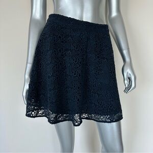 Club Monaco women skirt size 6